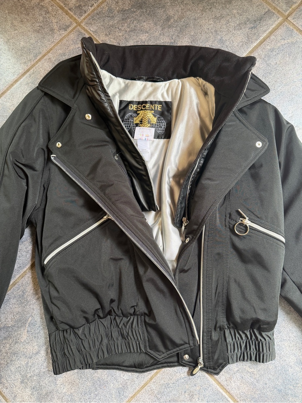 Incredible Descente Black Bomber Jacket